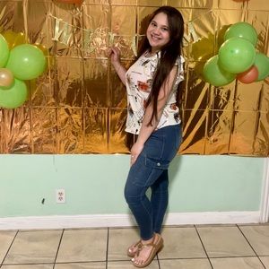 Meet your Posher, Isabel